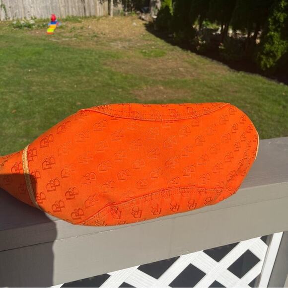 DOONEY & BOURKE Classic Orange Tote Bag - Picture 15 of 16